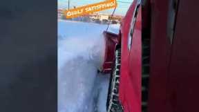 Snow glides right off.. windrowing 2” Oddly Satisfying