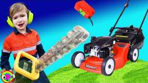 Lawn Mower Video for Kids | BLiPPi Toys | min min playtime