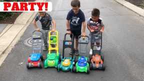 TOY LAWN MOWER PARTY FOR KIDS!